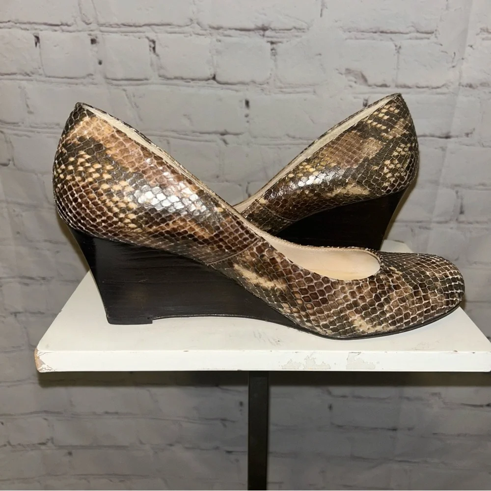 L.K. Bennett‎ snakeskin wedge shoes size 37